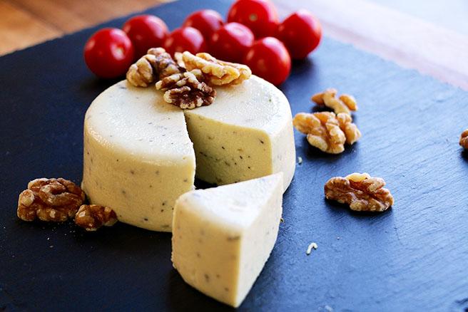 Fromage vegetalien végan aux noix de cajou