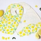 Bavoir lavable bébé en éponge de bambou Bio fait artisanalement en France motifs Citron