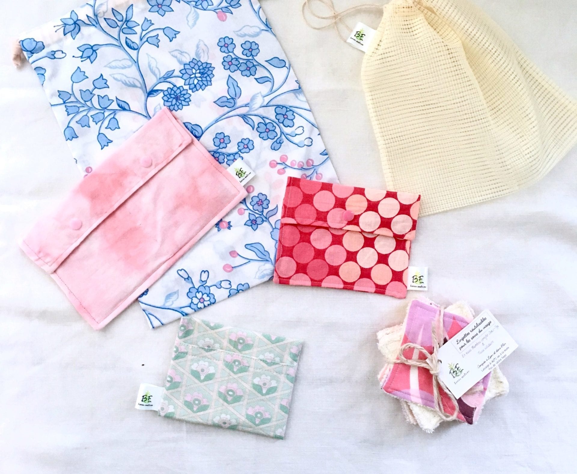 Pochette de voyage et de transport en tissu recyclé, imperméable ou bio pour accessoires zero dechet Be Loves Nature